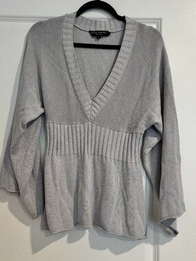 Central Park West Grey Ribbed V-Neck Bell Sleeve Knit Top - XS